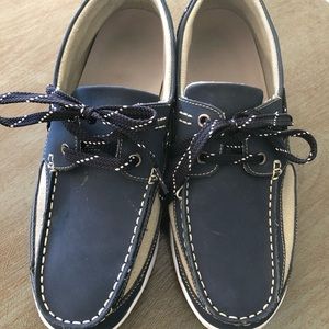 Men’s Gravity Defyer shoes size 10.5